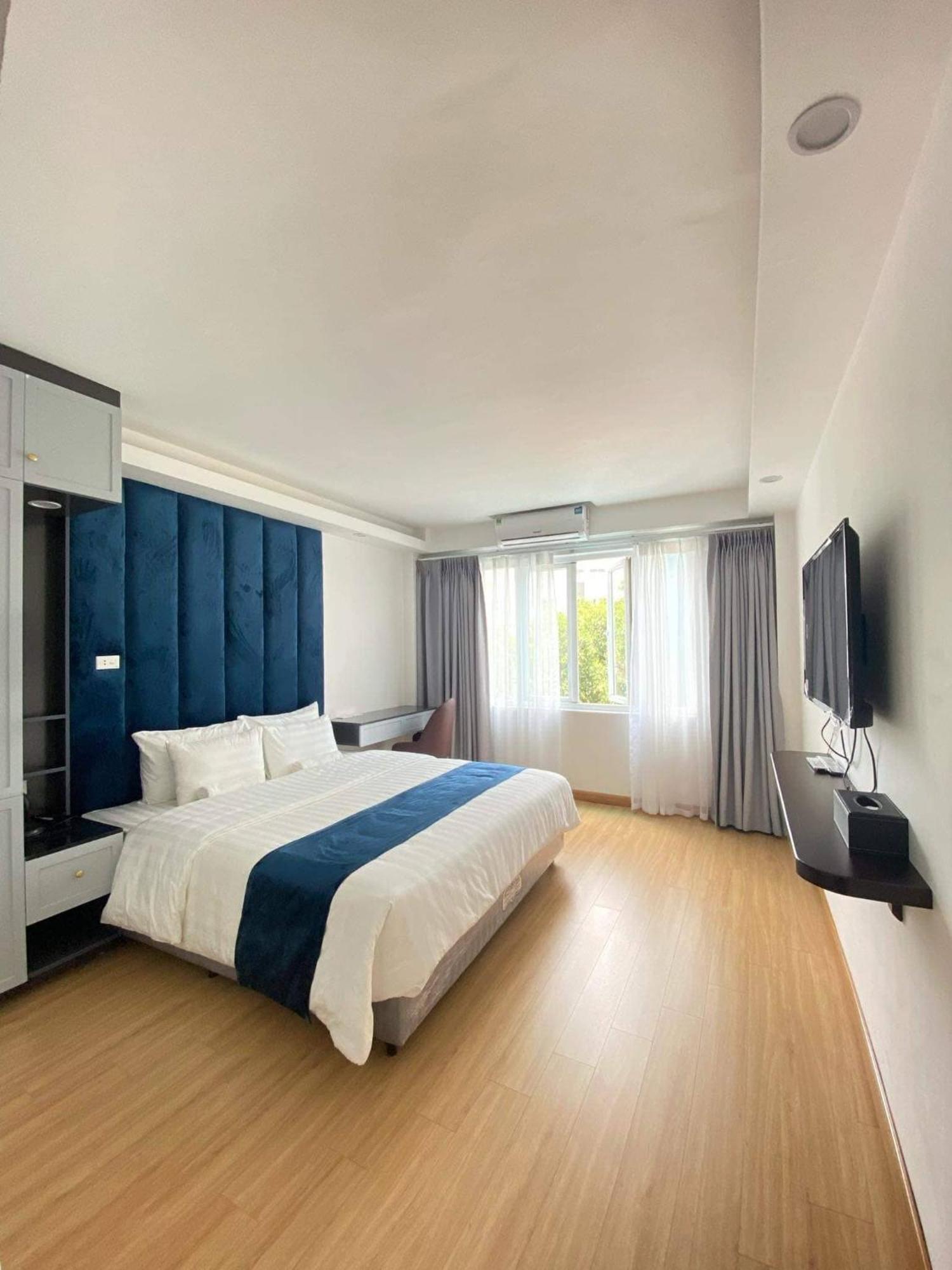 Hanoi Capital Premium Hotel Bagian luar foto