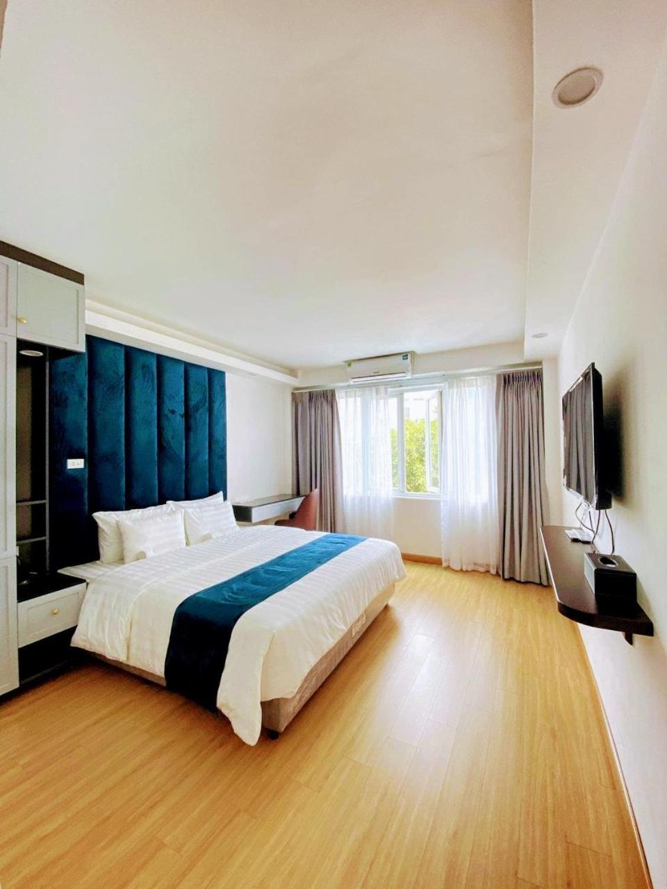 Hanoi Capital Premium Hotel Bagian luar foto