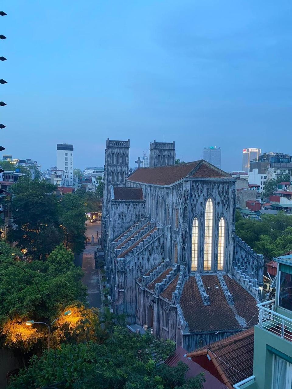 Hanoi Capital Premium Hotel Bagian luar foto